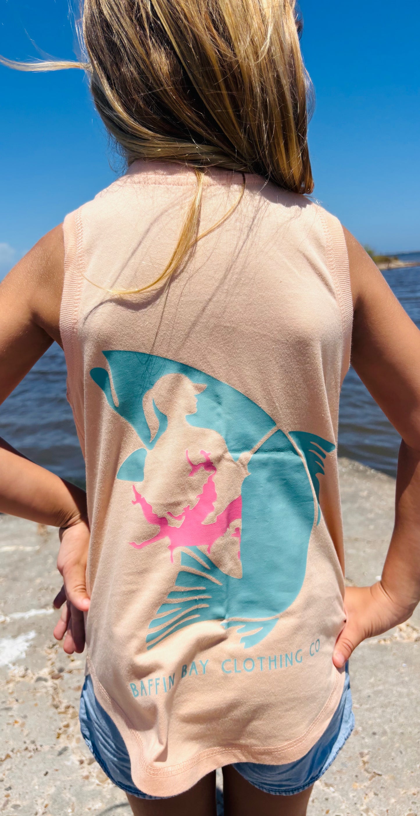Girl Peach Baffin Logo T-shirt